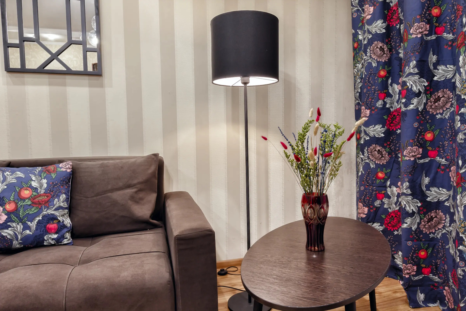 Апартаменты 01 Самый центр. Идеально для командированных и туристов.