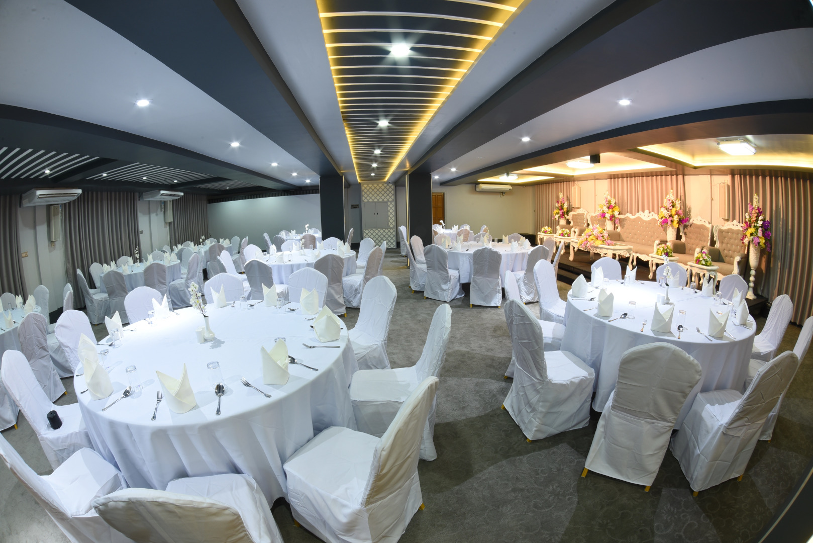 Отель Thuzar Pyin Oo Lwin