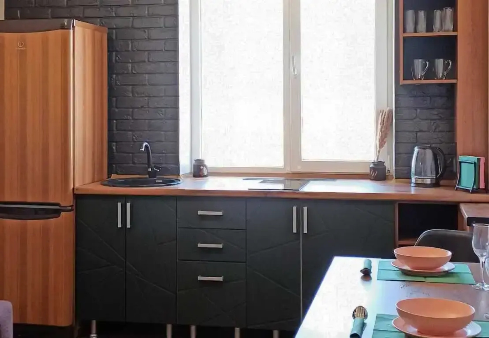 Апартаменты Две Подушки на проспекте Станке Димитрова 65, 13 этаж, Изумрудная