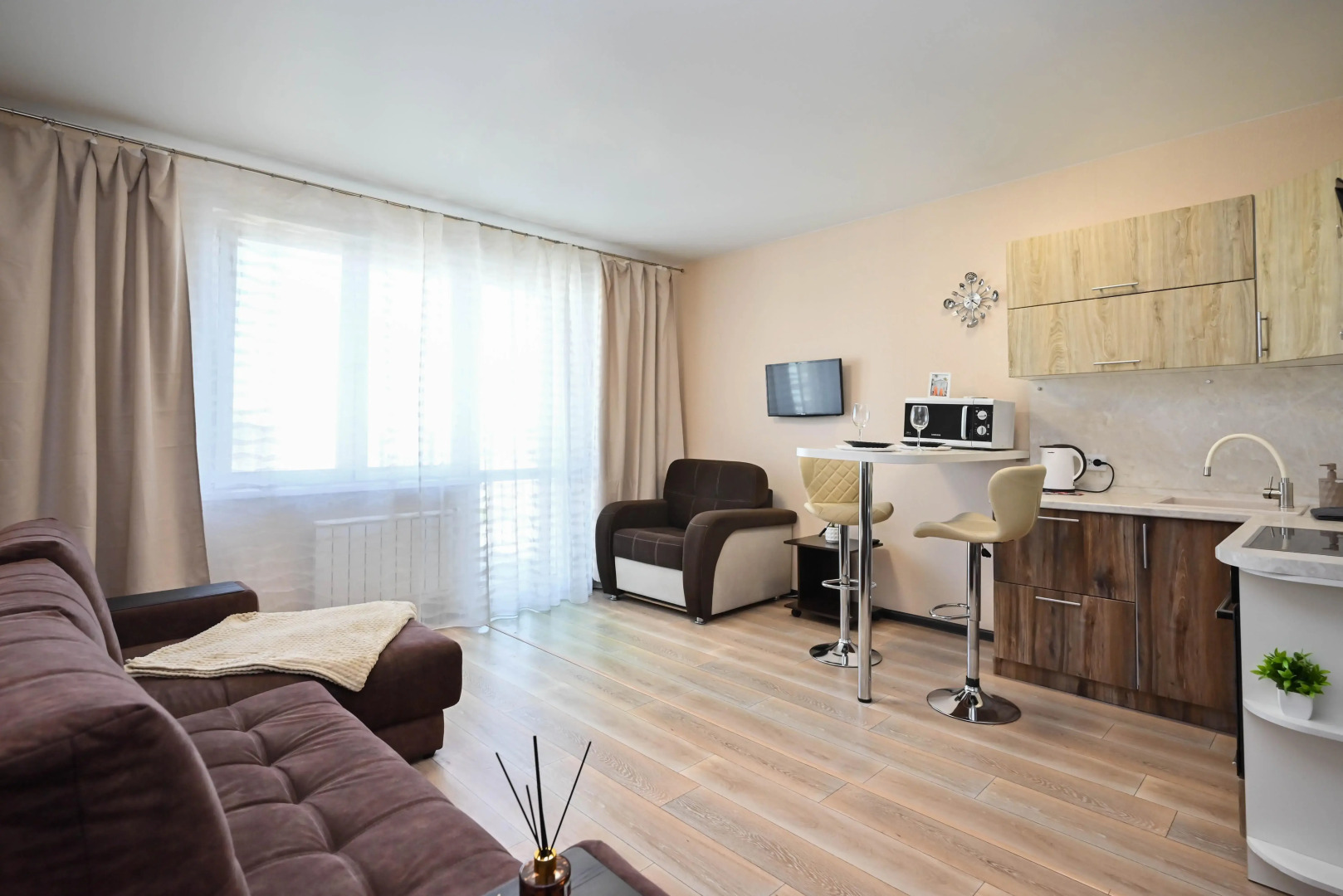 Квартира Комфортная Студия в Центре Взлетки с Прекрасным Видом