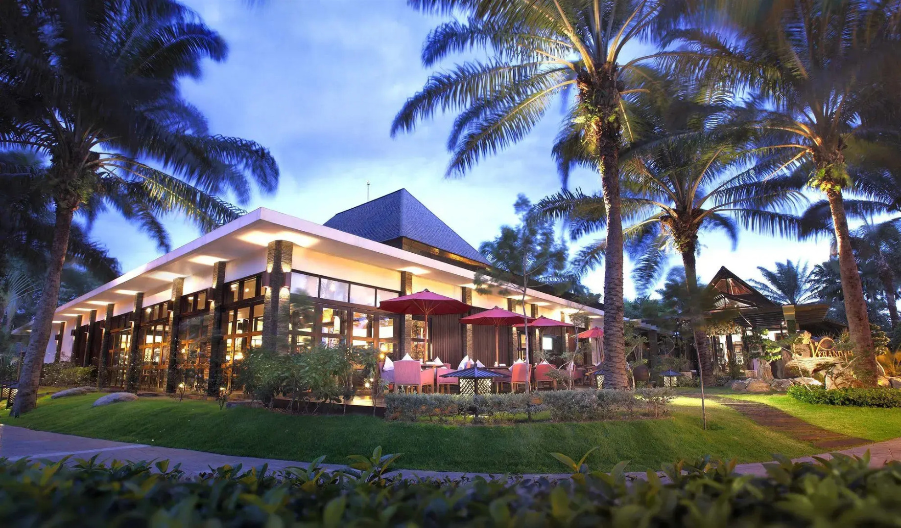 Отель Cyberview Resort & Spa