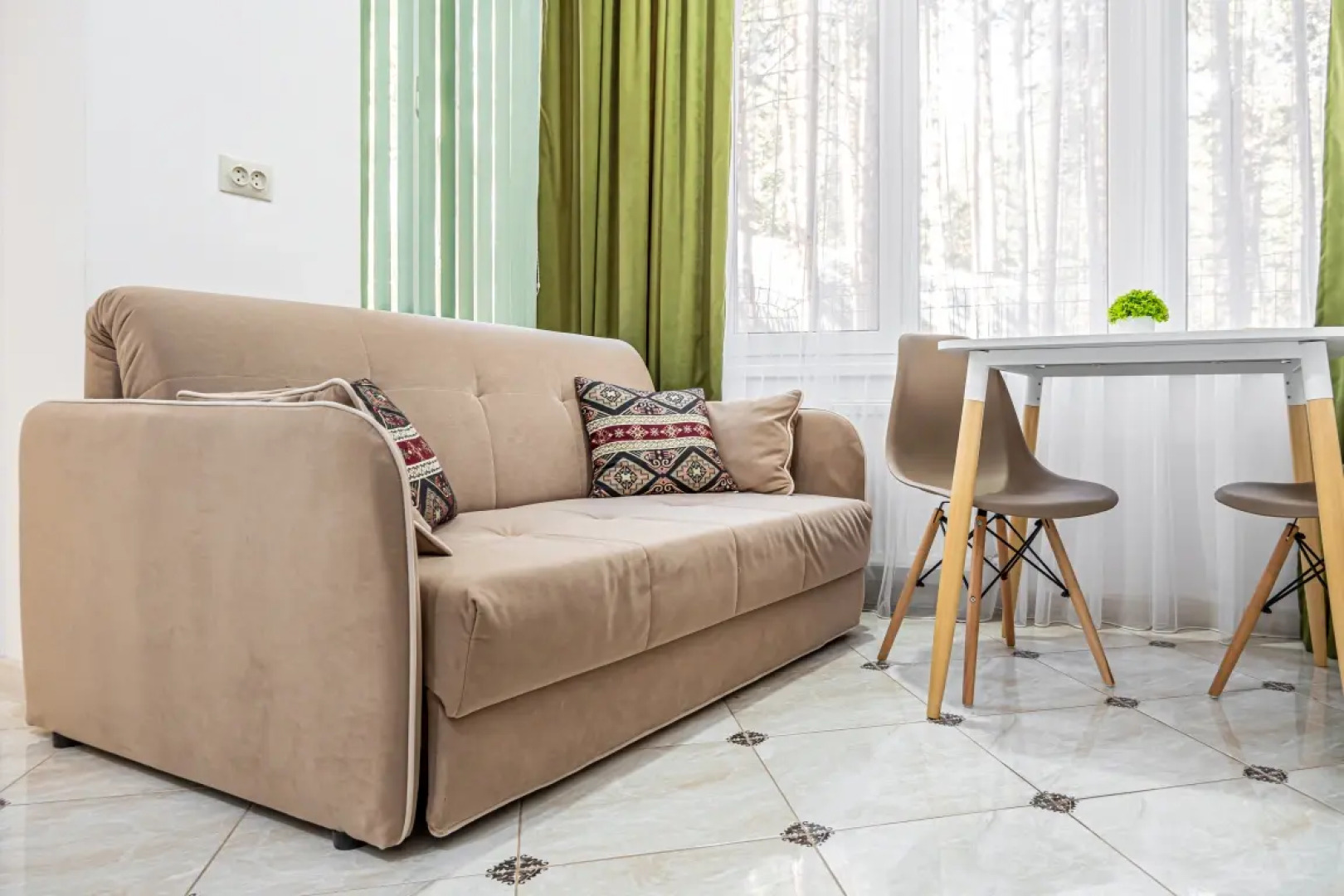 Апартаменты Классические с Красивым Видом у Реки от Квартирукинг