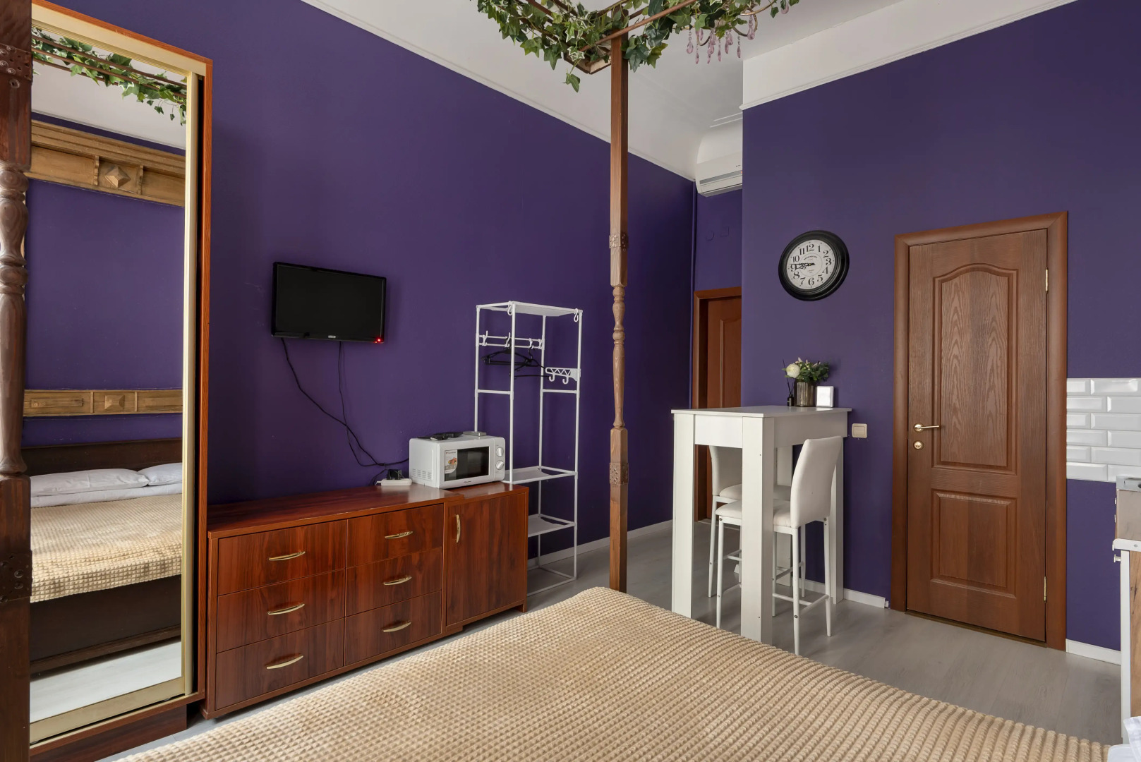 Апартаменты Студия Классическая на Василеостровской