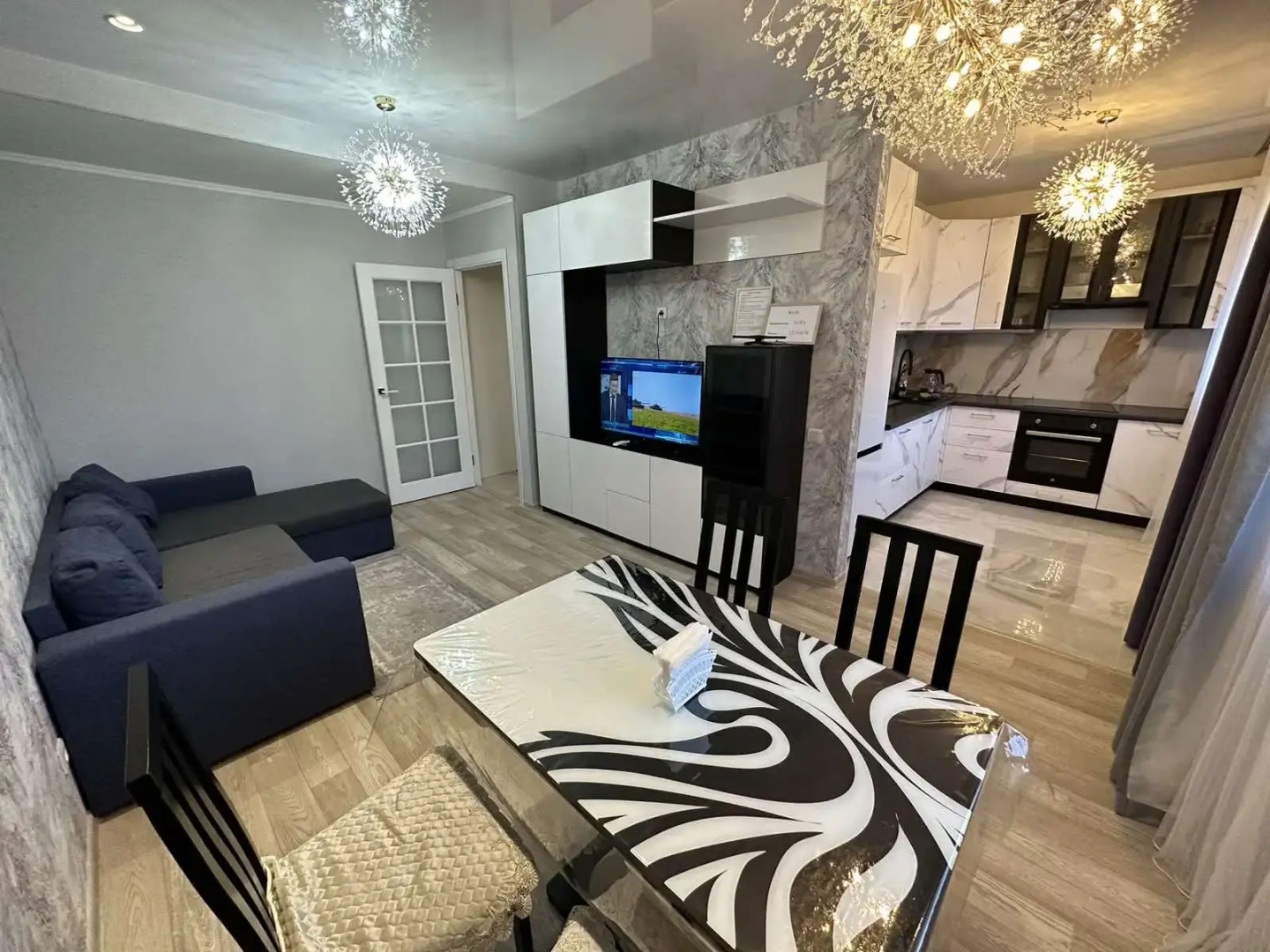 Апартаменты Двушка у Кремля с Евроремонтом