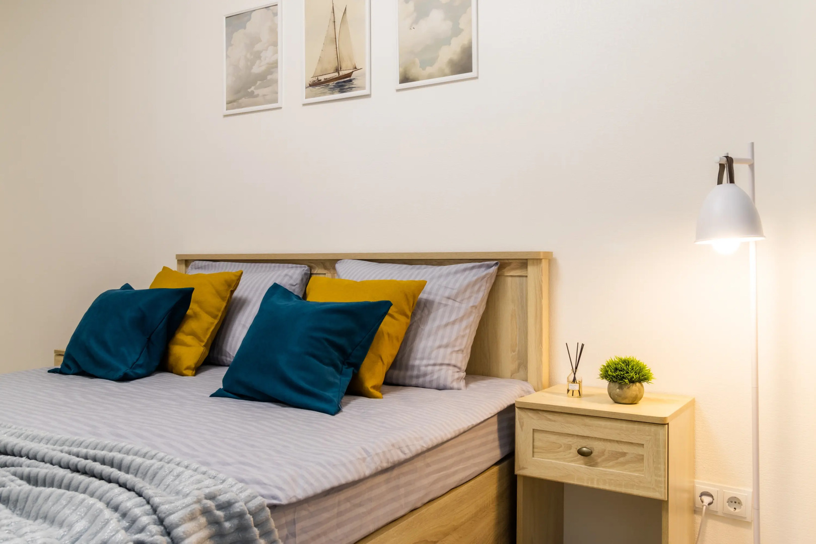 Квартира Сеть апартаментов ЧемодаНН на Правдинской