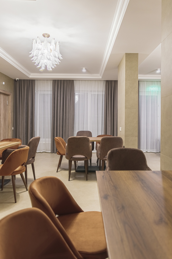 Отель Диона