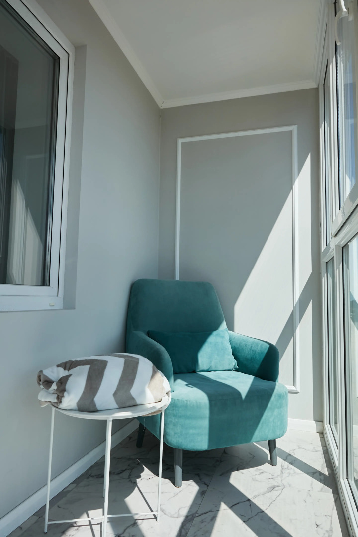 Апартаменты Luma White #2 в центре города с красивым видом на балконе