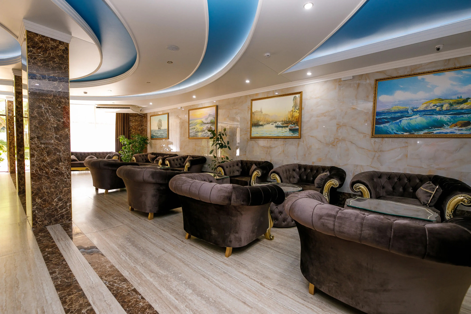 Отель Велес