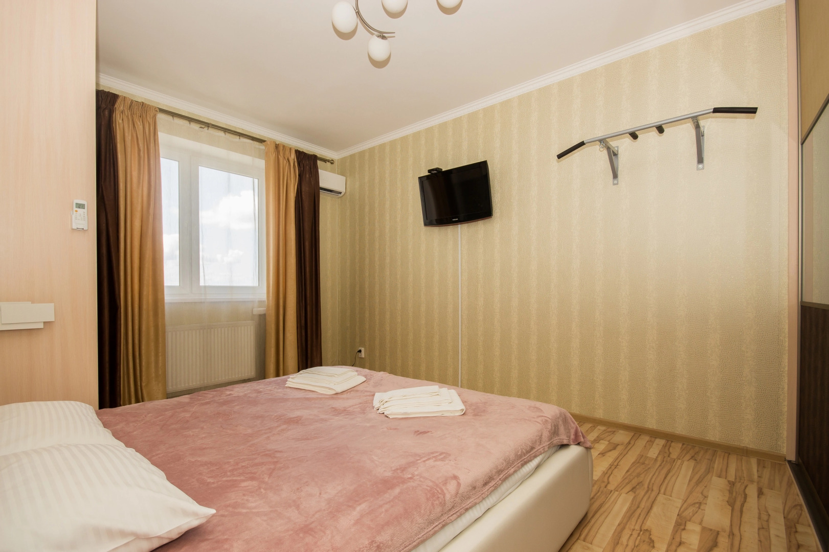 Апартаменты у Королевских Ворот