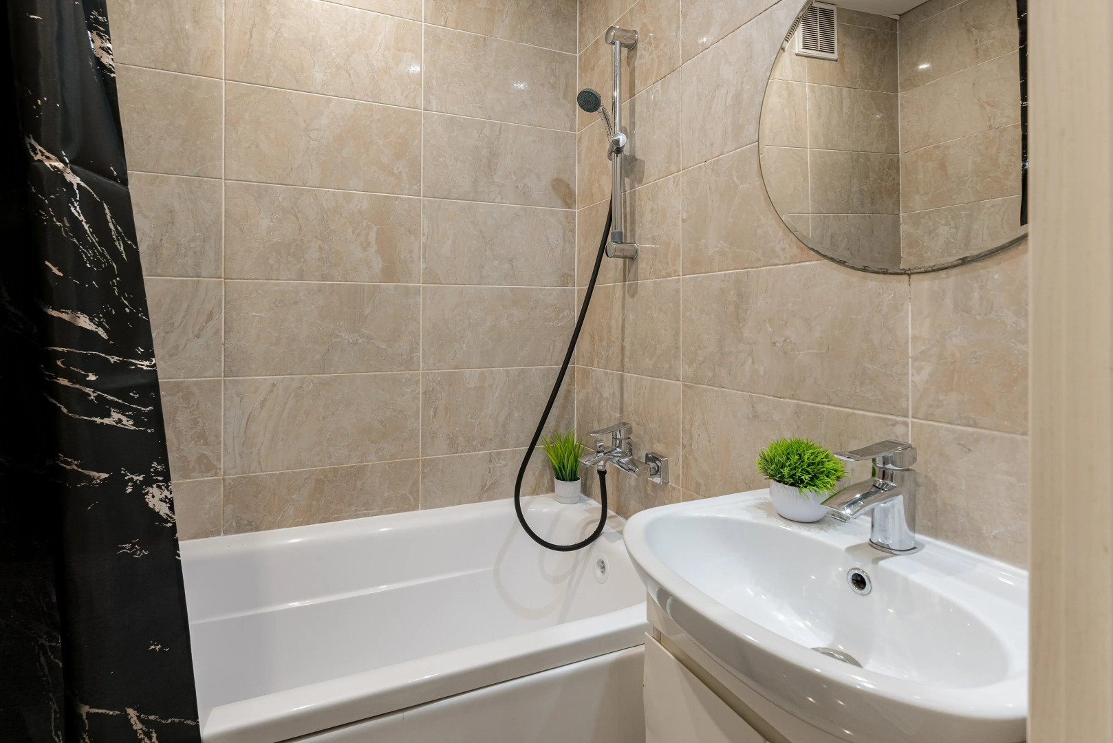 Апартаменты Мельникайте 5