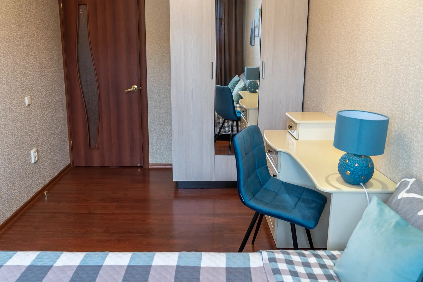 Апартаменты на Шмидта 1/1