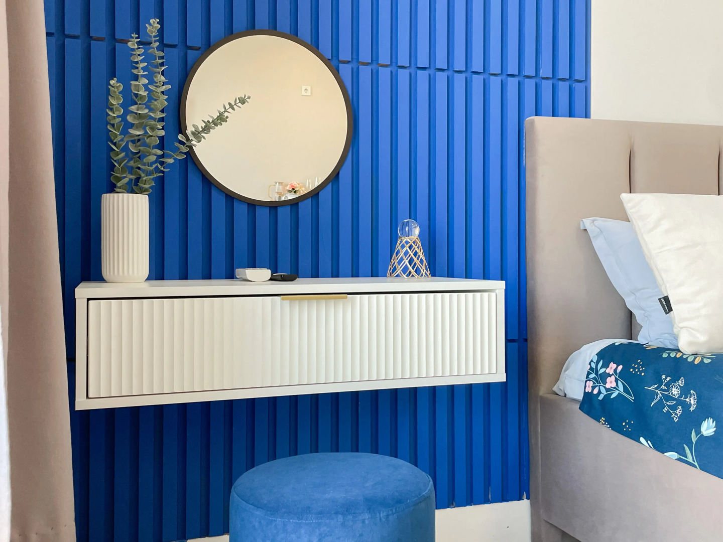 Апартаменты с Панорамными Окнами на 14 Этаже Небоскреба Бизнес-Класс в ЖК D1