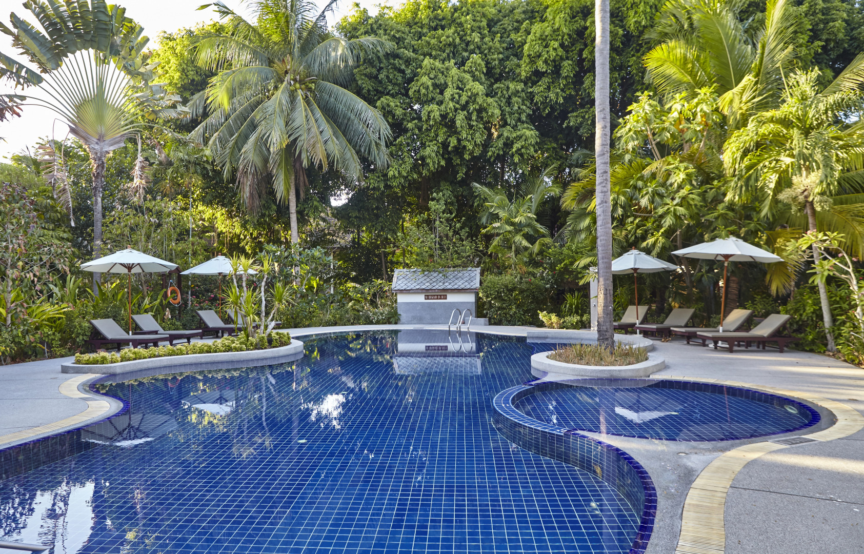 Курортный отель Paradise Beach Resort by Variety Hotels