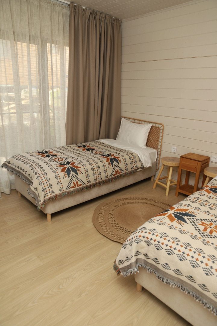 Частный дом Двухэтажный барнхаус с видом на горы