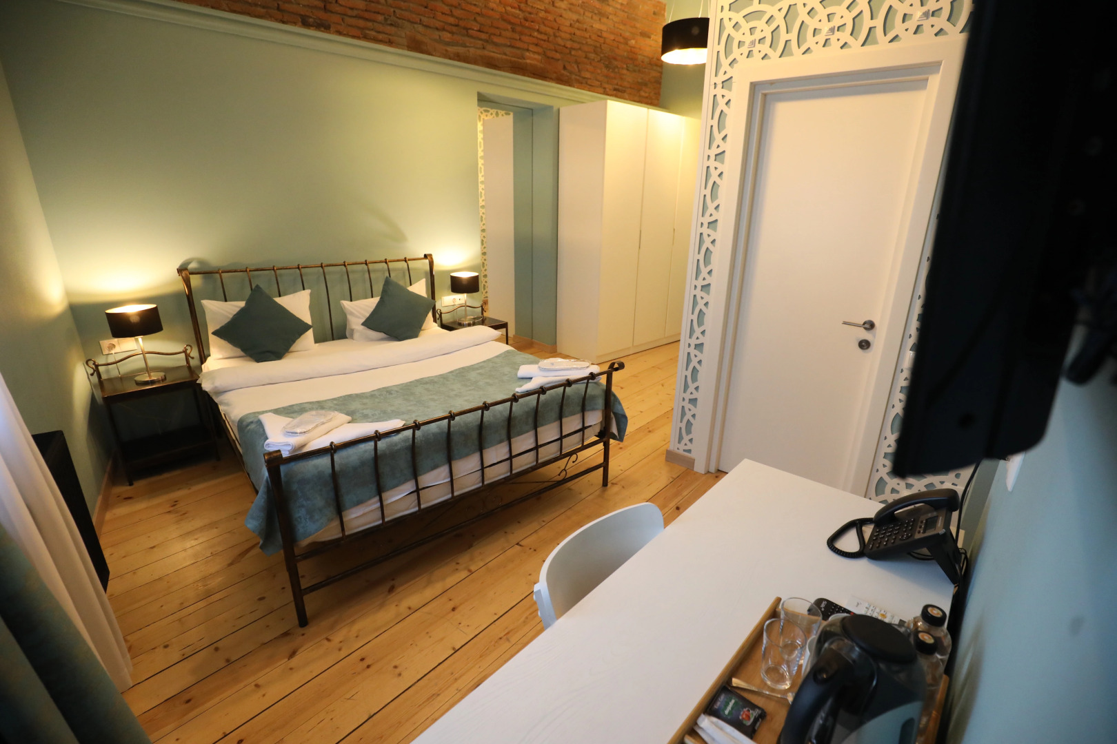 Отель История Тбилиси