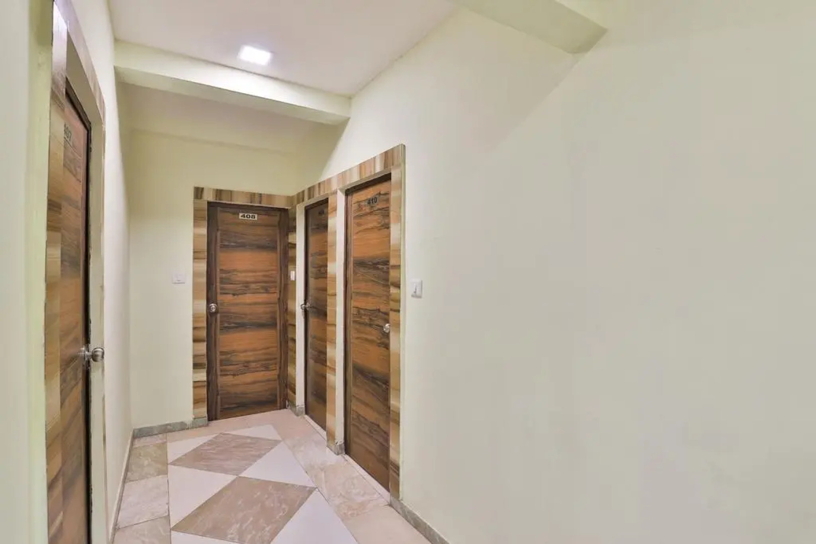 Отель Swell by Sky Stays