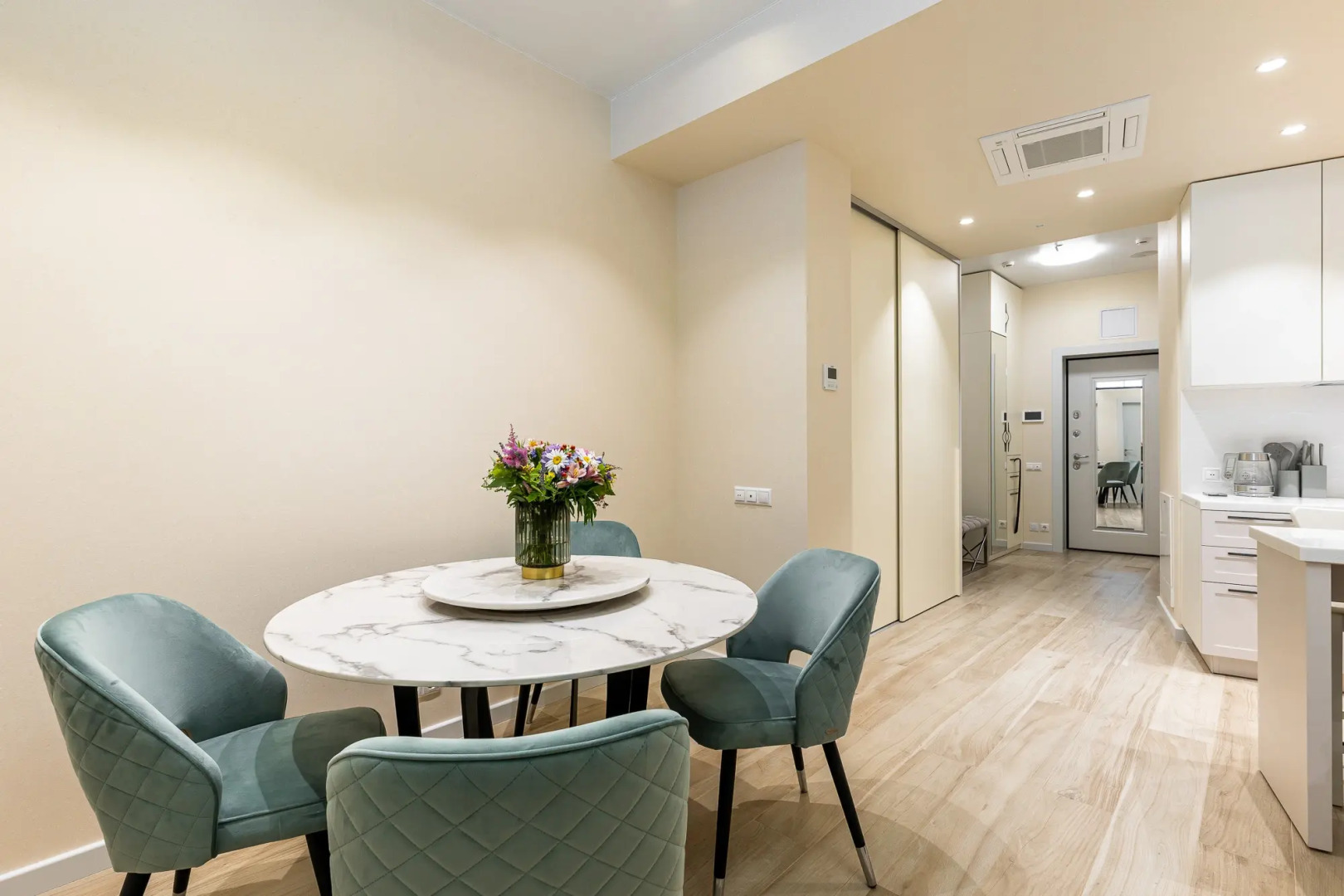 Апартаменты Барселона-Парк 8