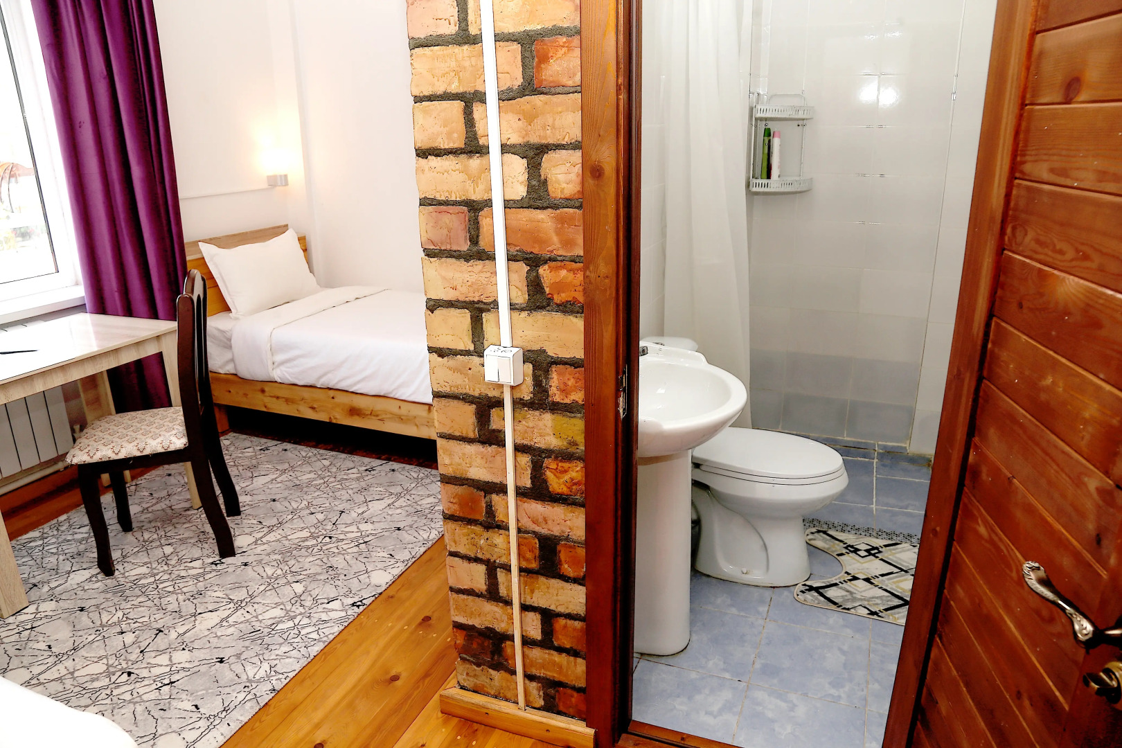 Отель Good Night KG