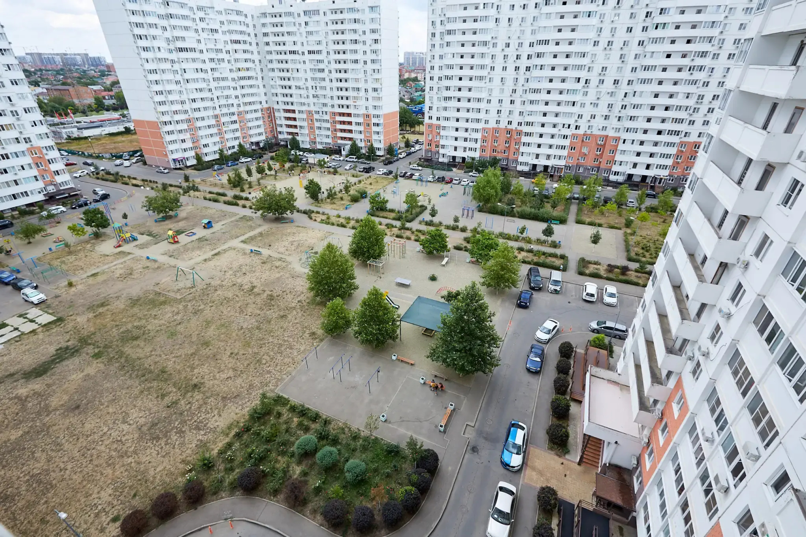 Квартира с Балконом на Котлярова 20