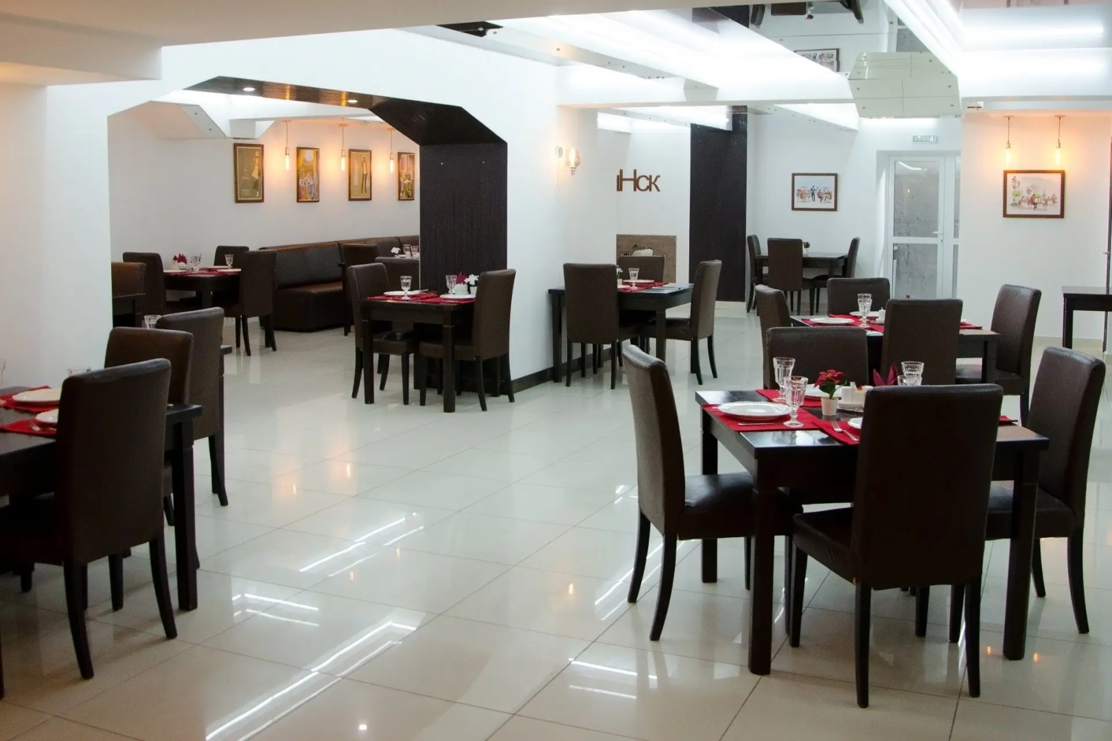 Отель Дискавери