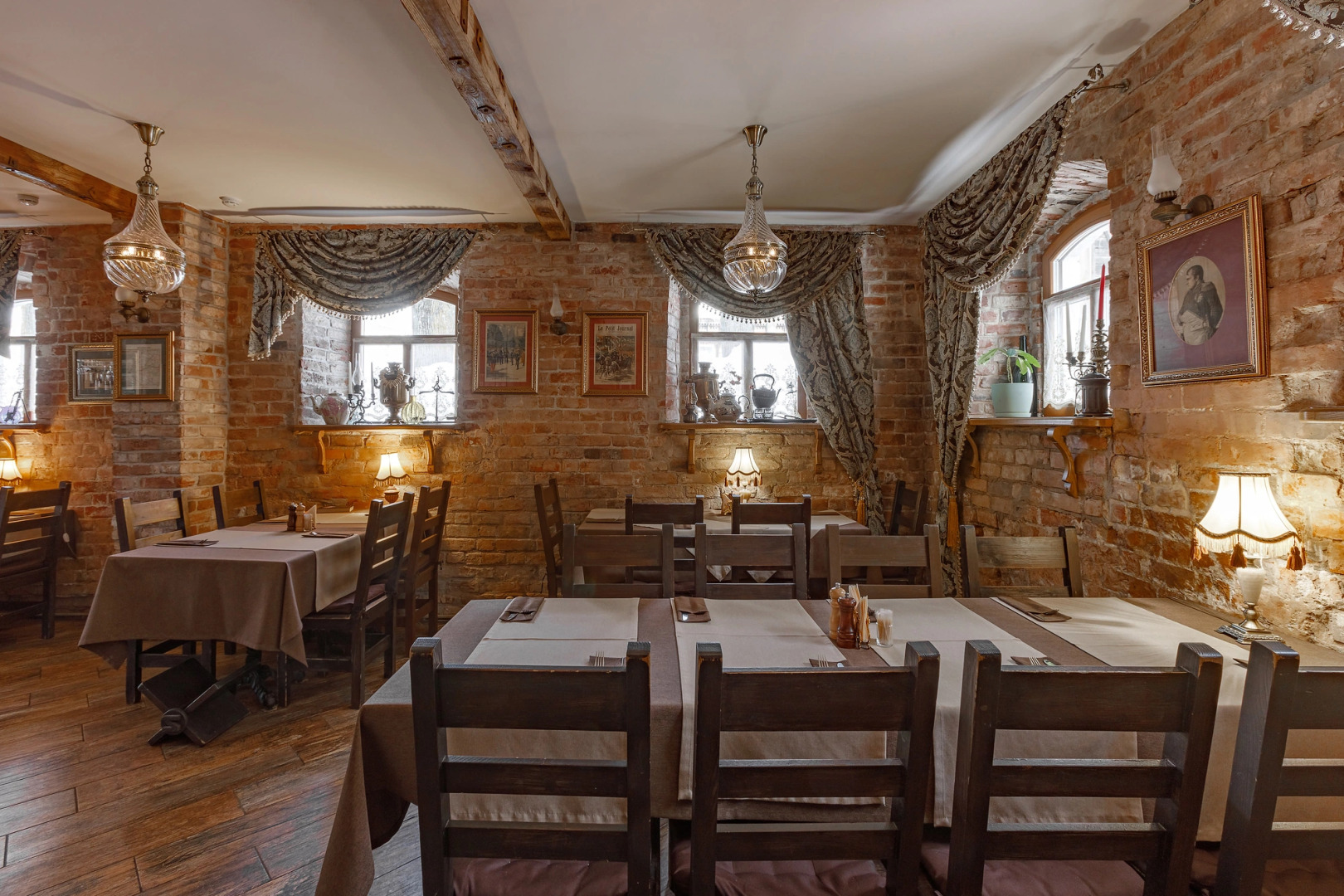 Отель Империал