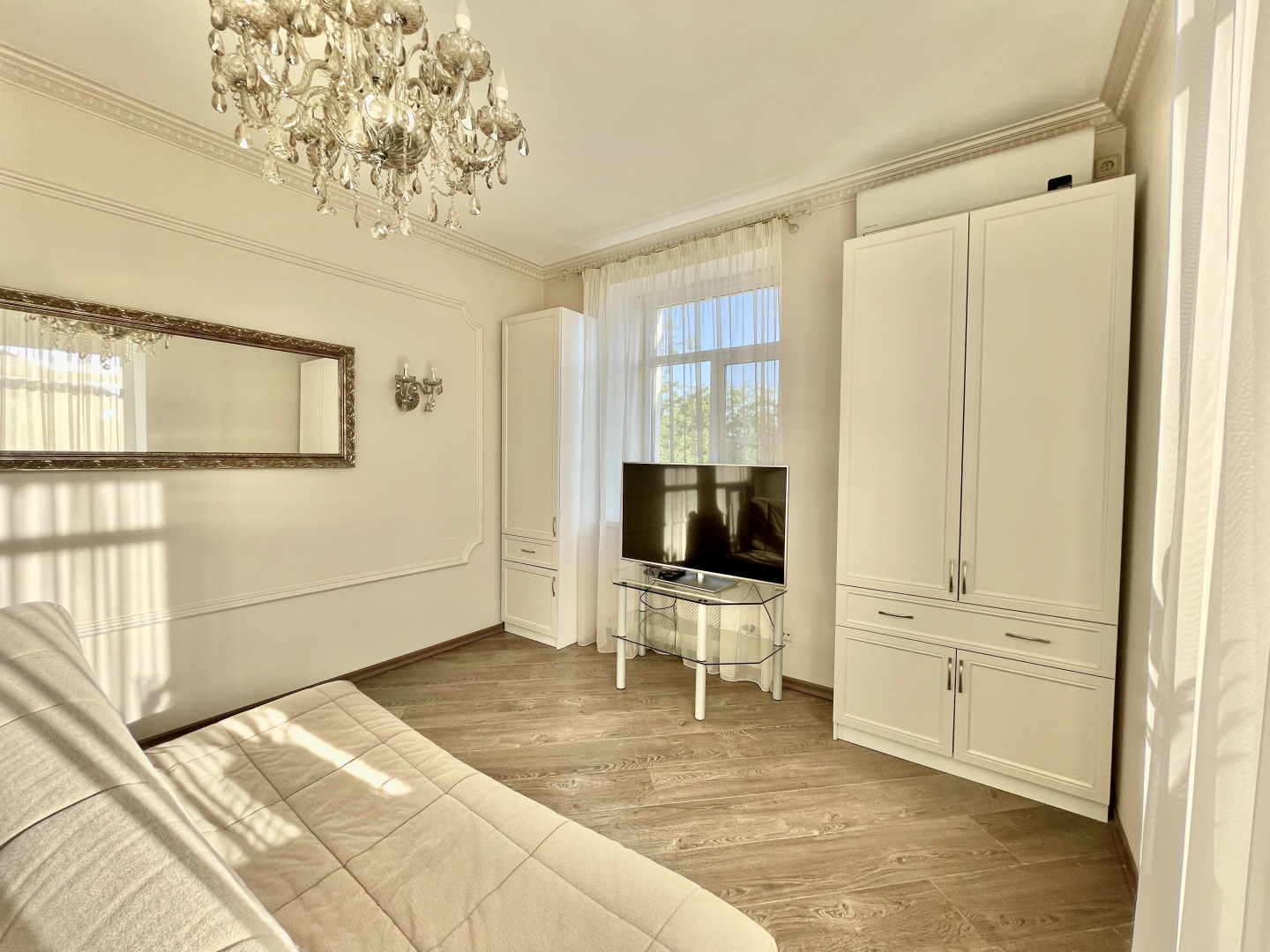 Квартира ТутУютно Людогоща 6/13