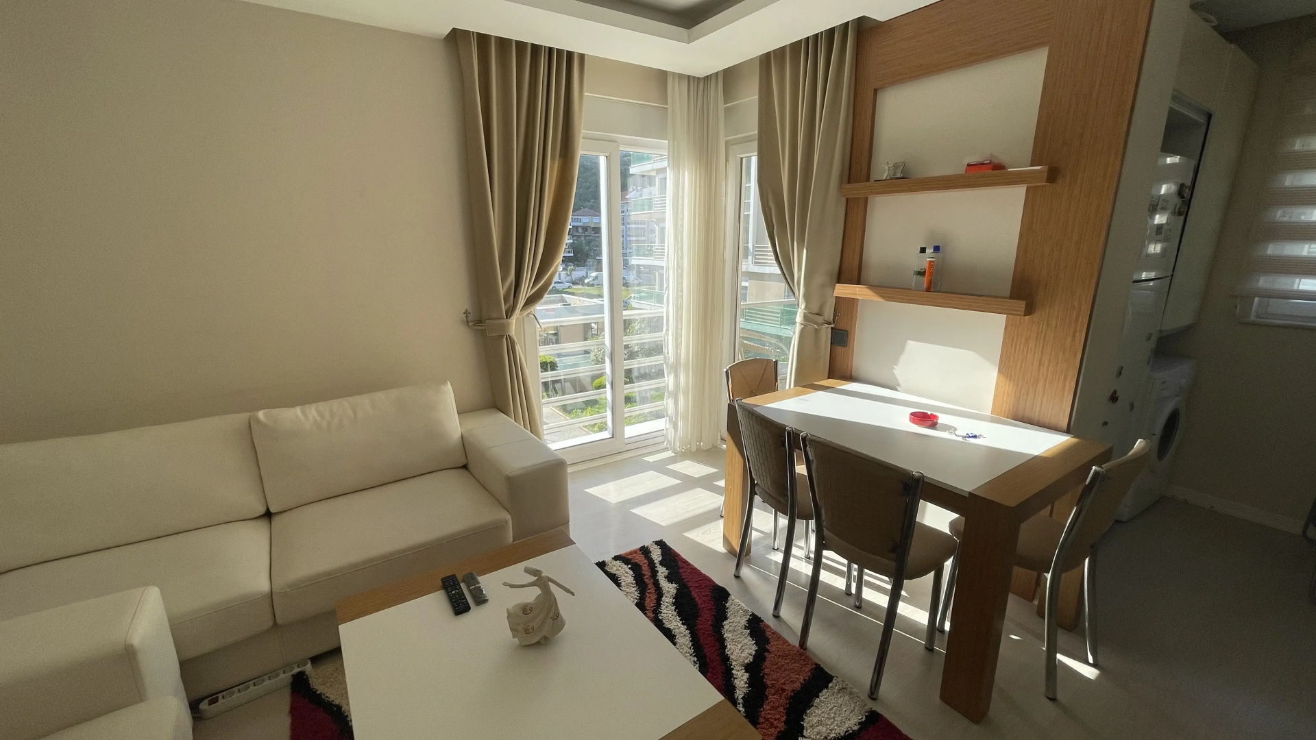Апартаменты 30 minutes walk to famous Konyaalti Beach 1+1 Suit