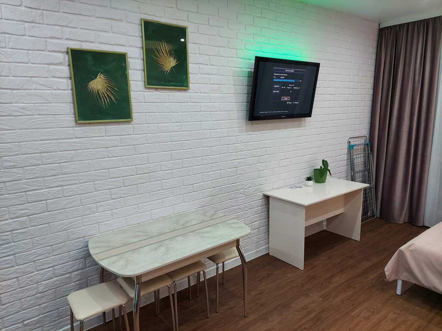 Апартаменты Ленина 54