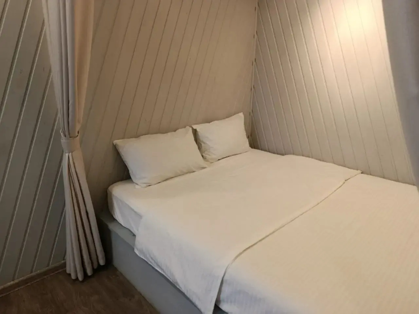 Апартаменты Квартира AlexHome РП Свердловский Молодежная 2