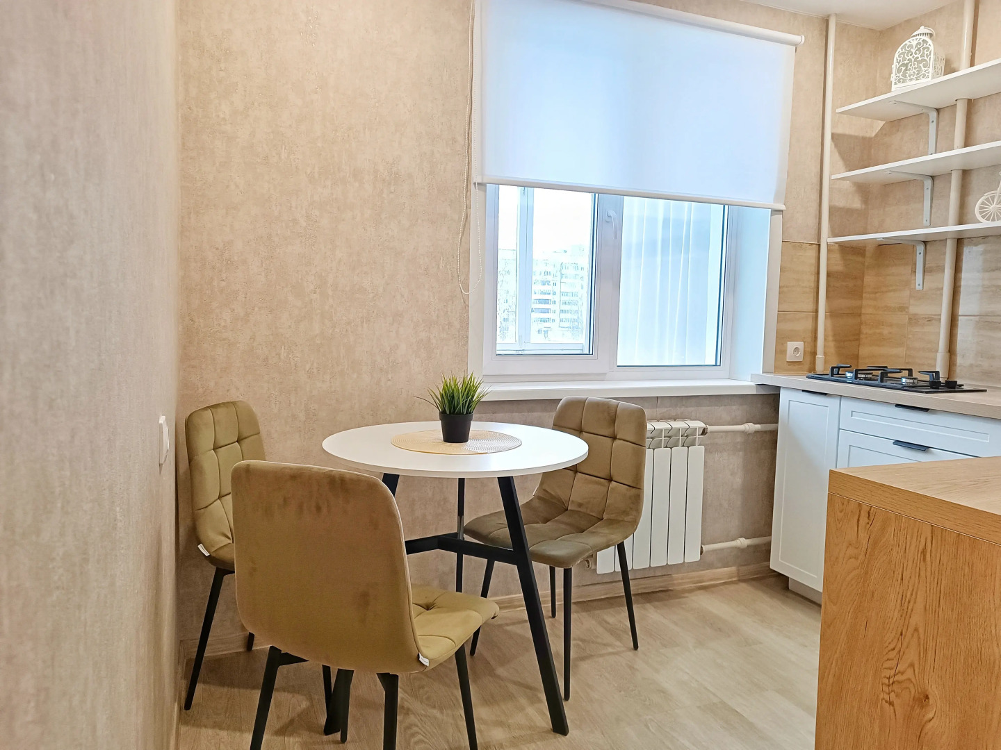 Квартира однокомнатная в Сомбатхее