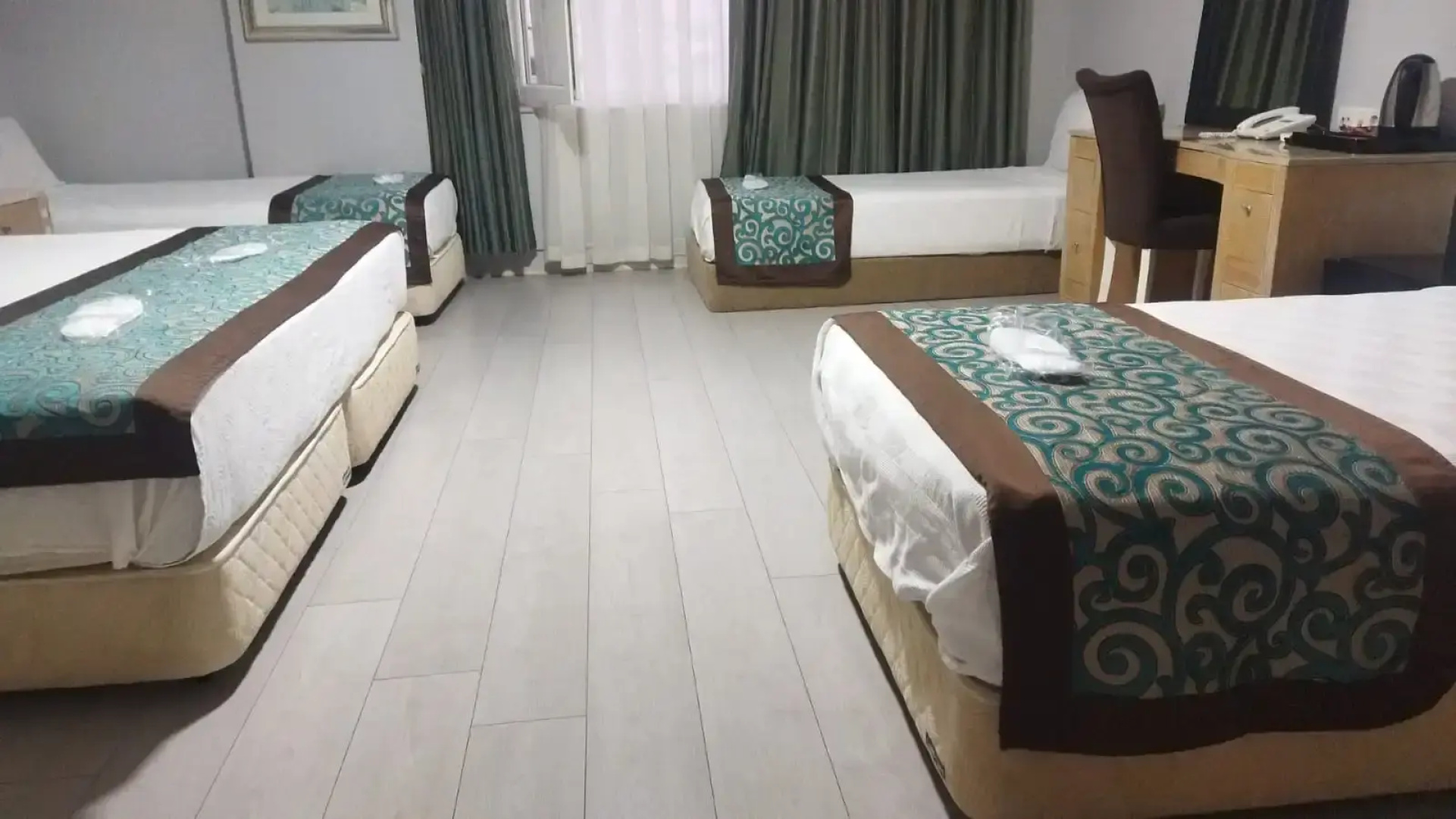 Отель Sever Suites