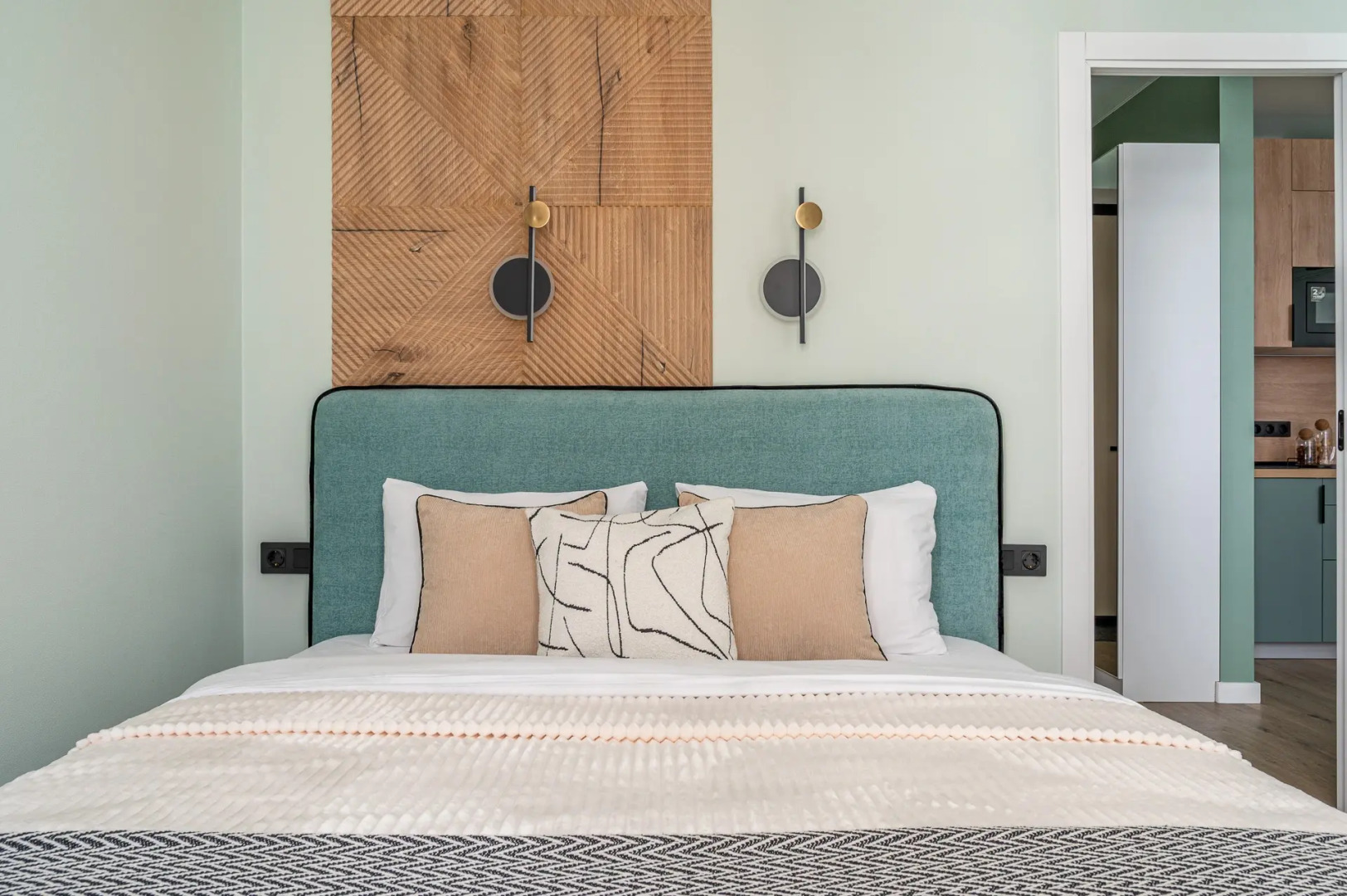 Апартаменты Евродвухкомнатные Stepanenkov на Шаумяна 30 на 4 этаже