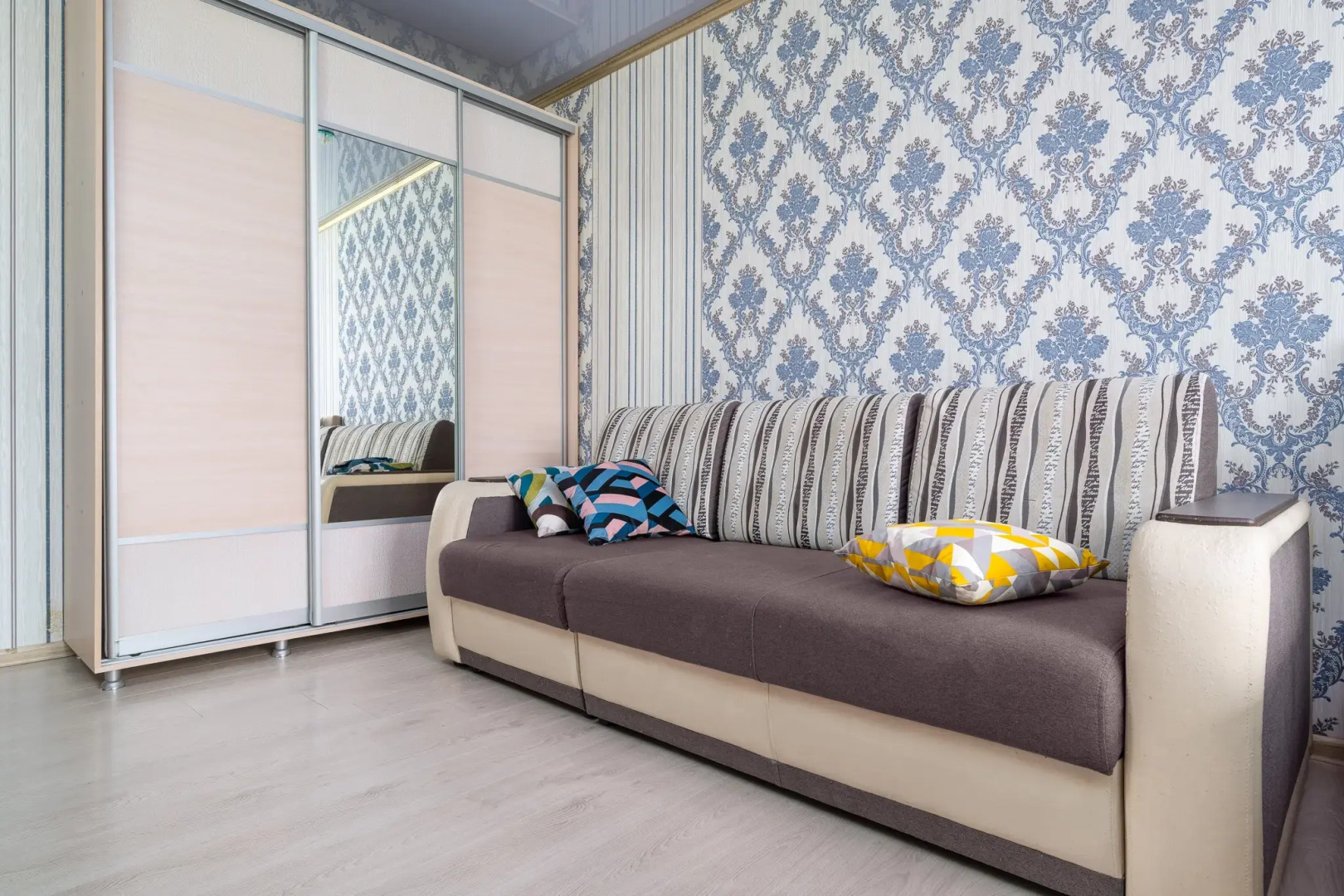 Апартаменты Тут Живут | Жлобы 145