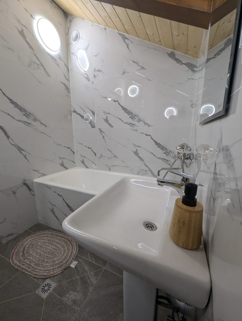 Частный дом озле реки