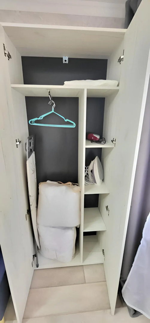 Квартира Двухкомнатные Апартаменты с Раздельными Комнатами и Парковкой для Машин у Входа