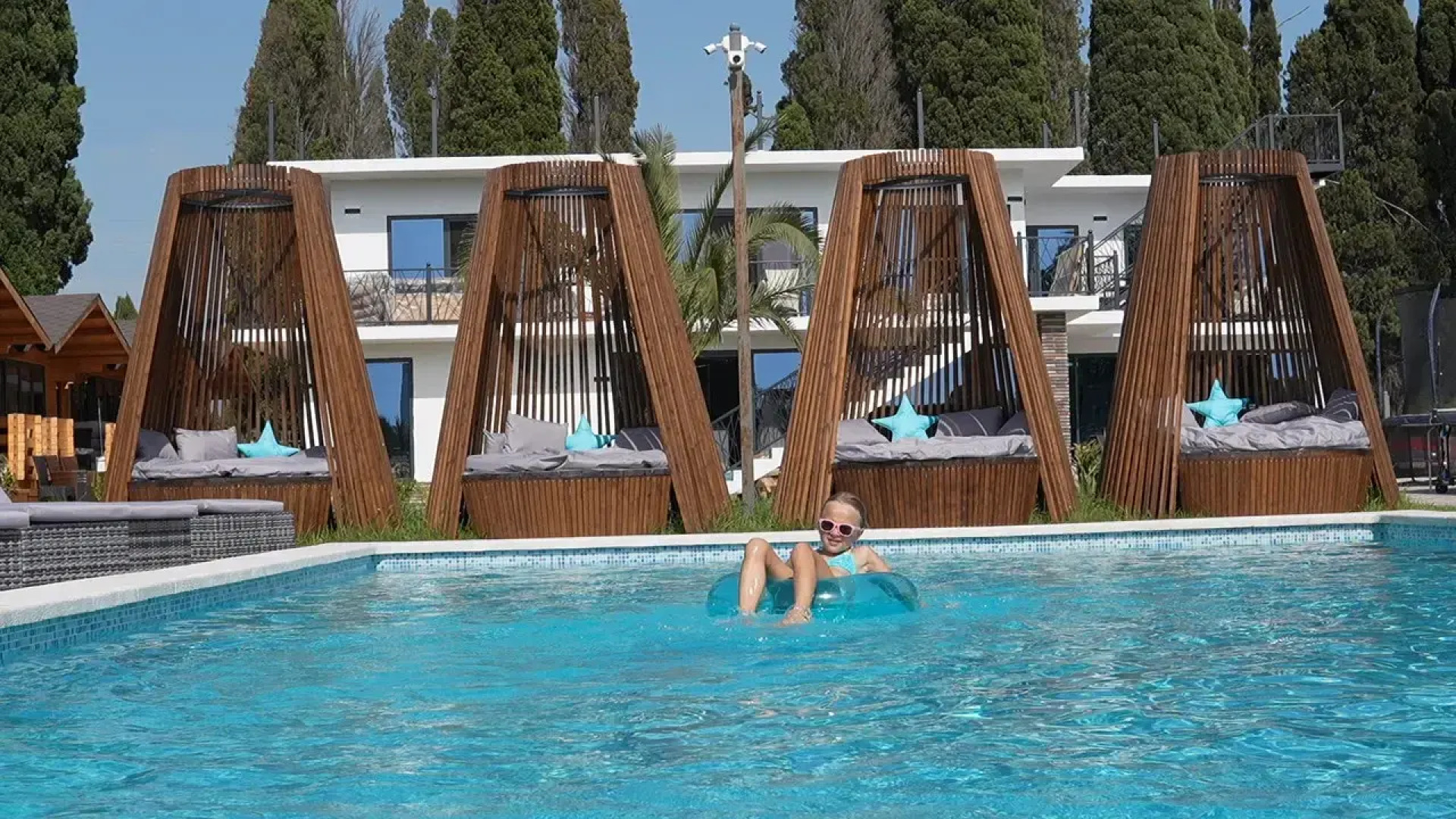 База отдыха Family