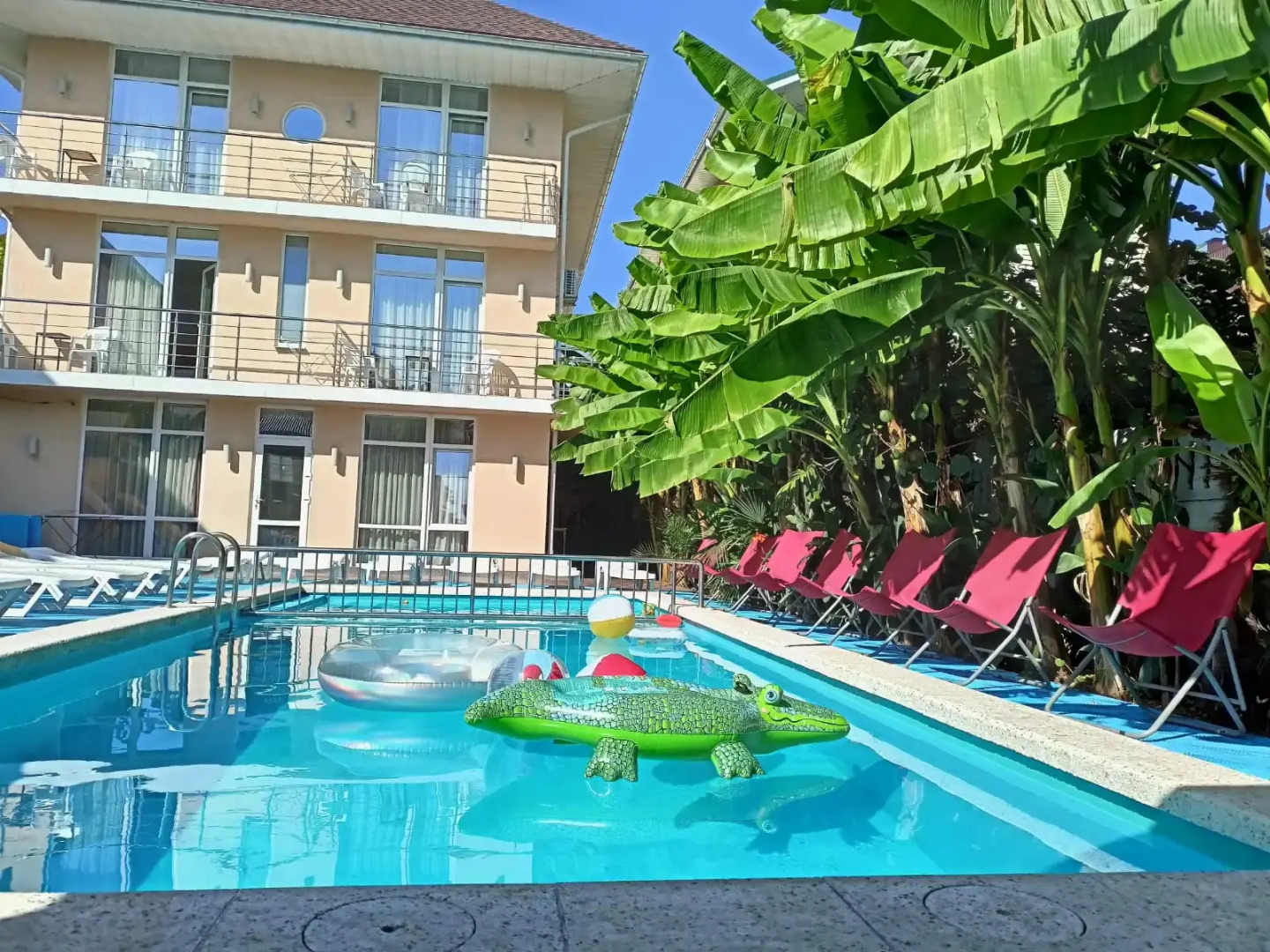 Гостевой дом DO-L-MA - FAMILY CLUB