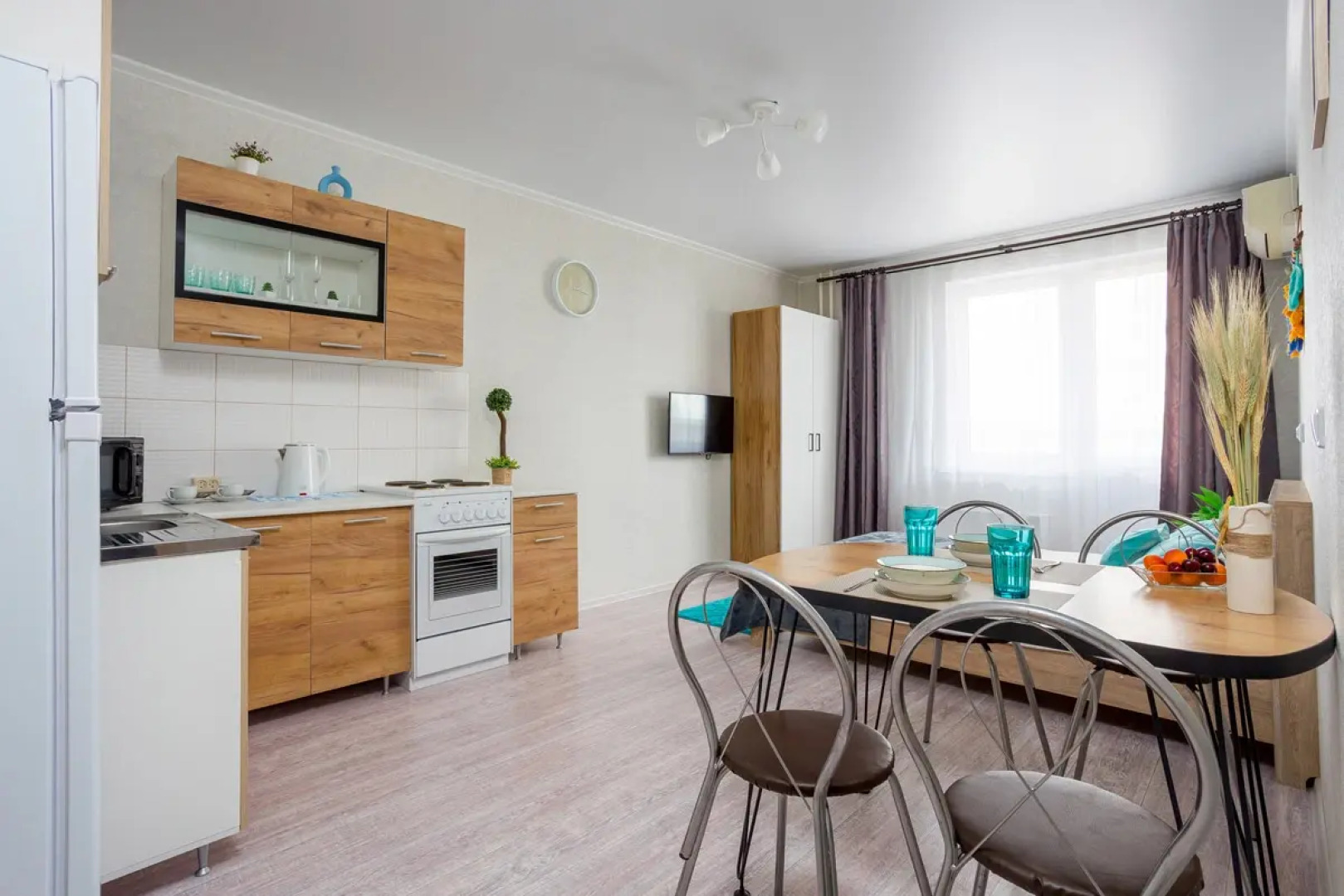 Апартаменты Уютная Квартира на Аверкиева 21