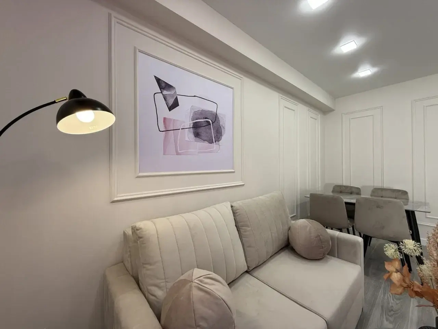 Квартира New trendy 1bd apt, Unbeatable location