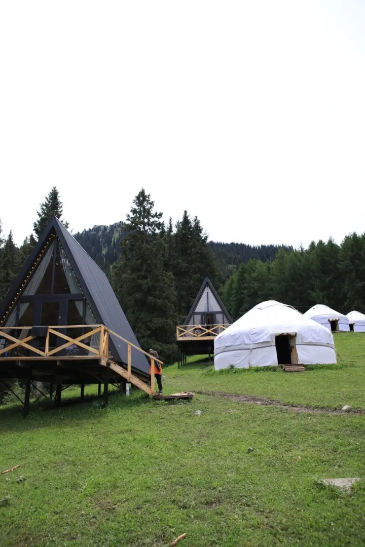 Guest house Zhyluu Suu