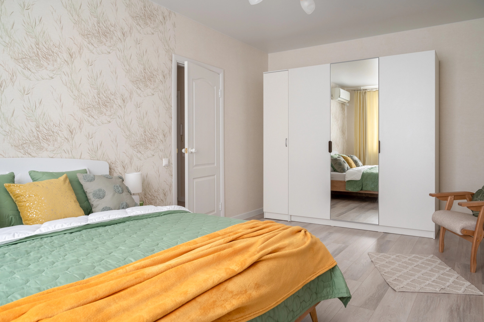 Апартаменты на Снежной