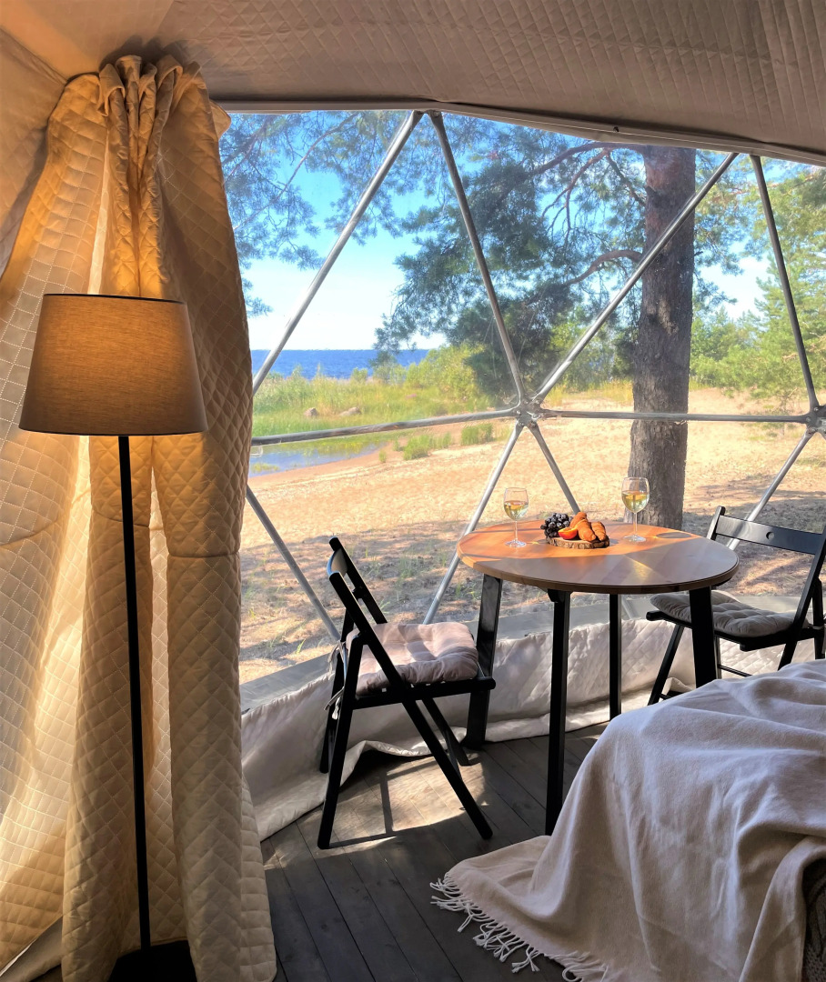 Глэмпинг Веззика