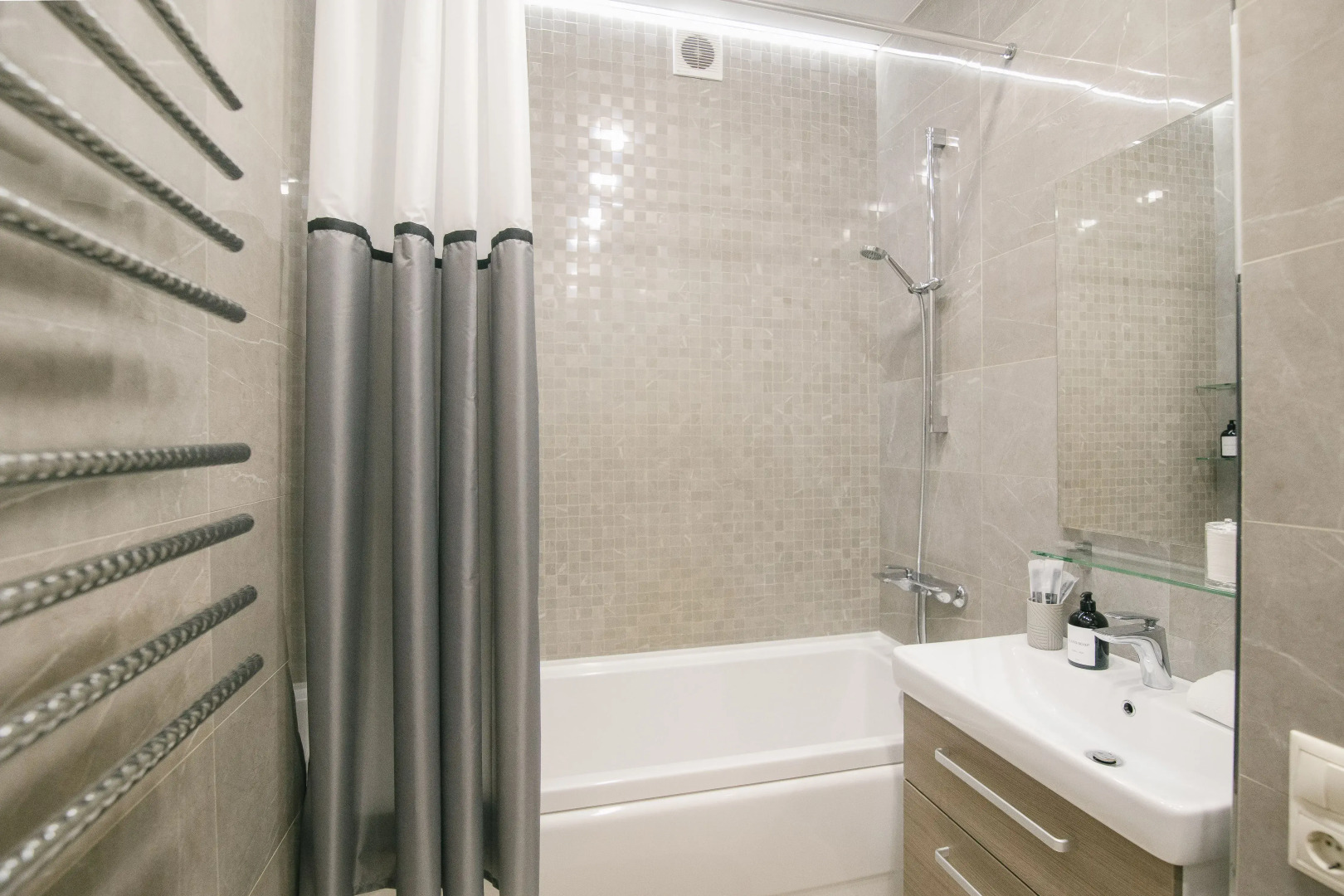 Квартира Большая трехкомнатная квартира с видом на Храм