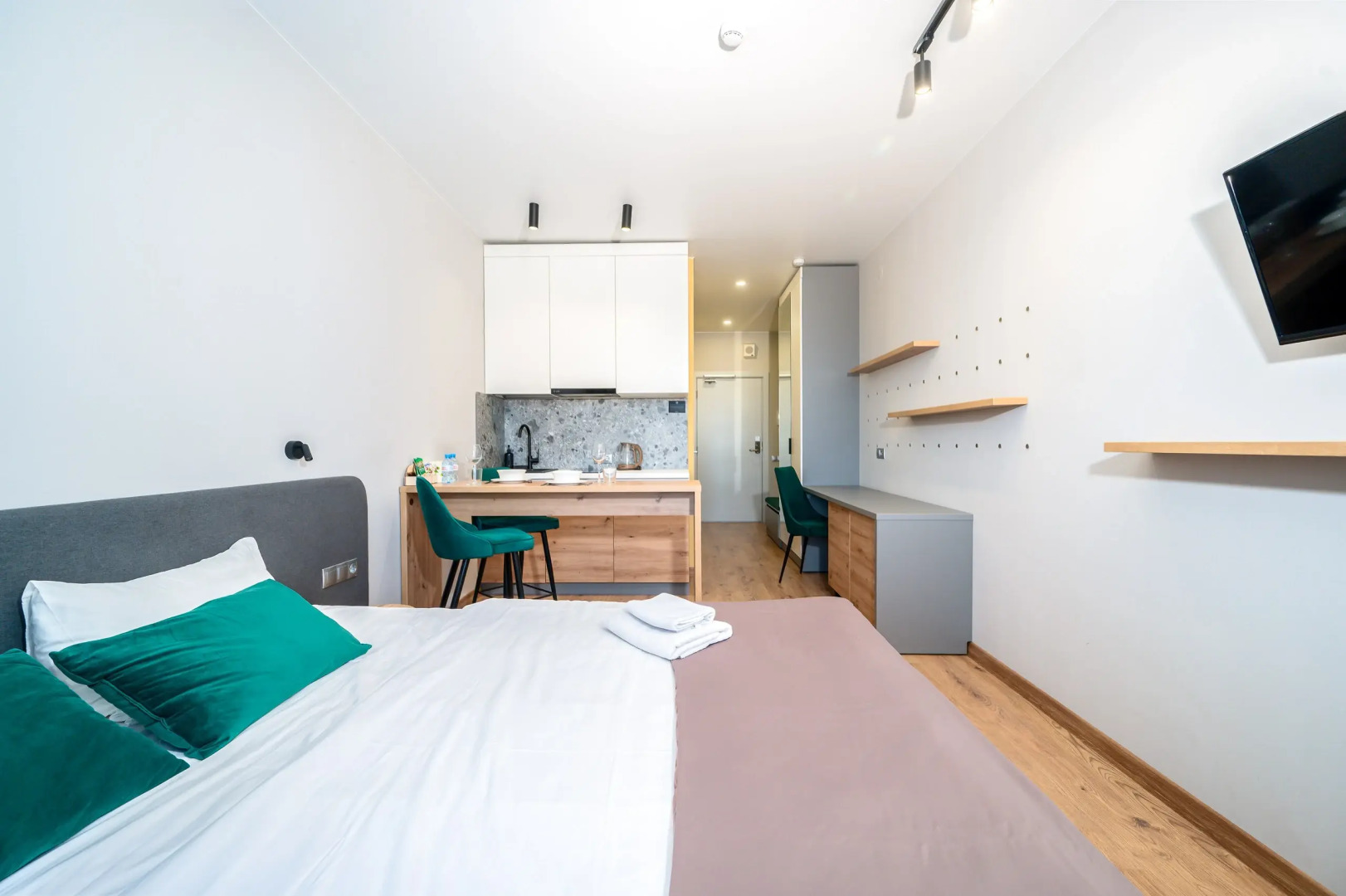 Апартаменты в Апарт-Отеле Kirovsky Avenir