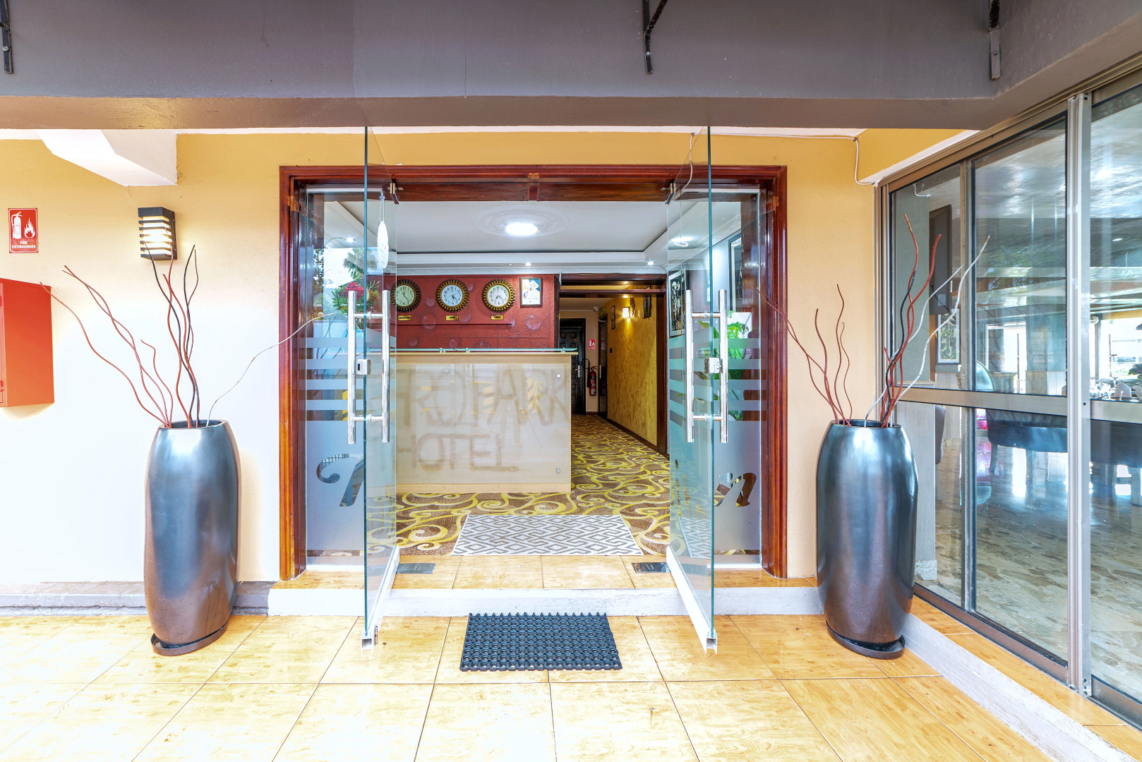 Отель Afro Park Hotel And Health Club