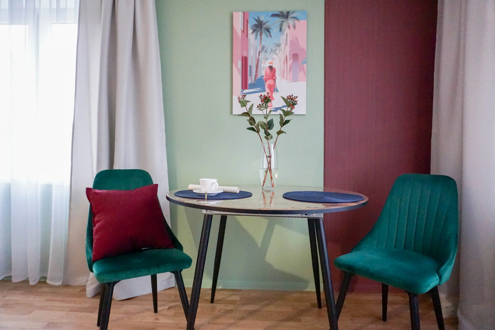 Квартира у Европы