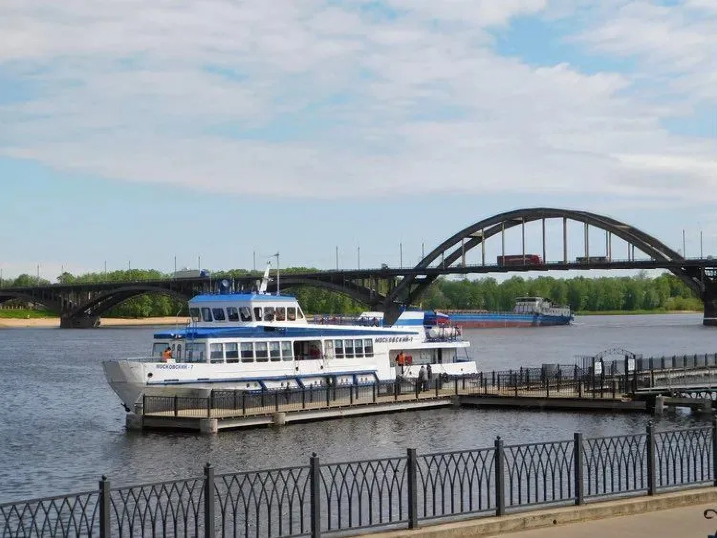 Квартира на Крестовой улице 27