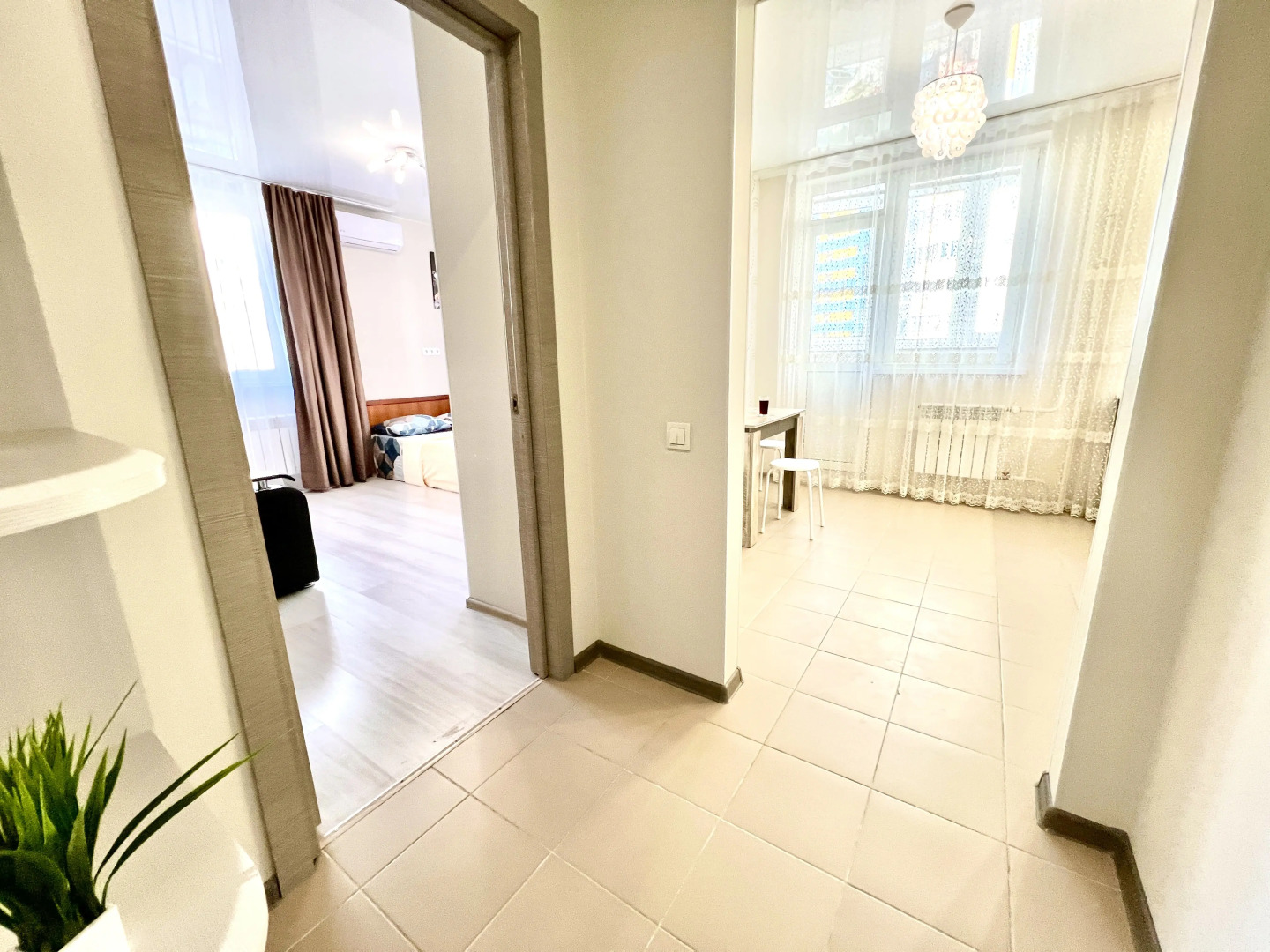 Уютные Апартаменты в ЖК Радужный Люкс (ул. Солнечная 18)