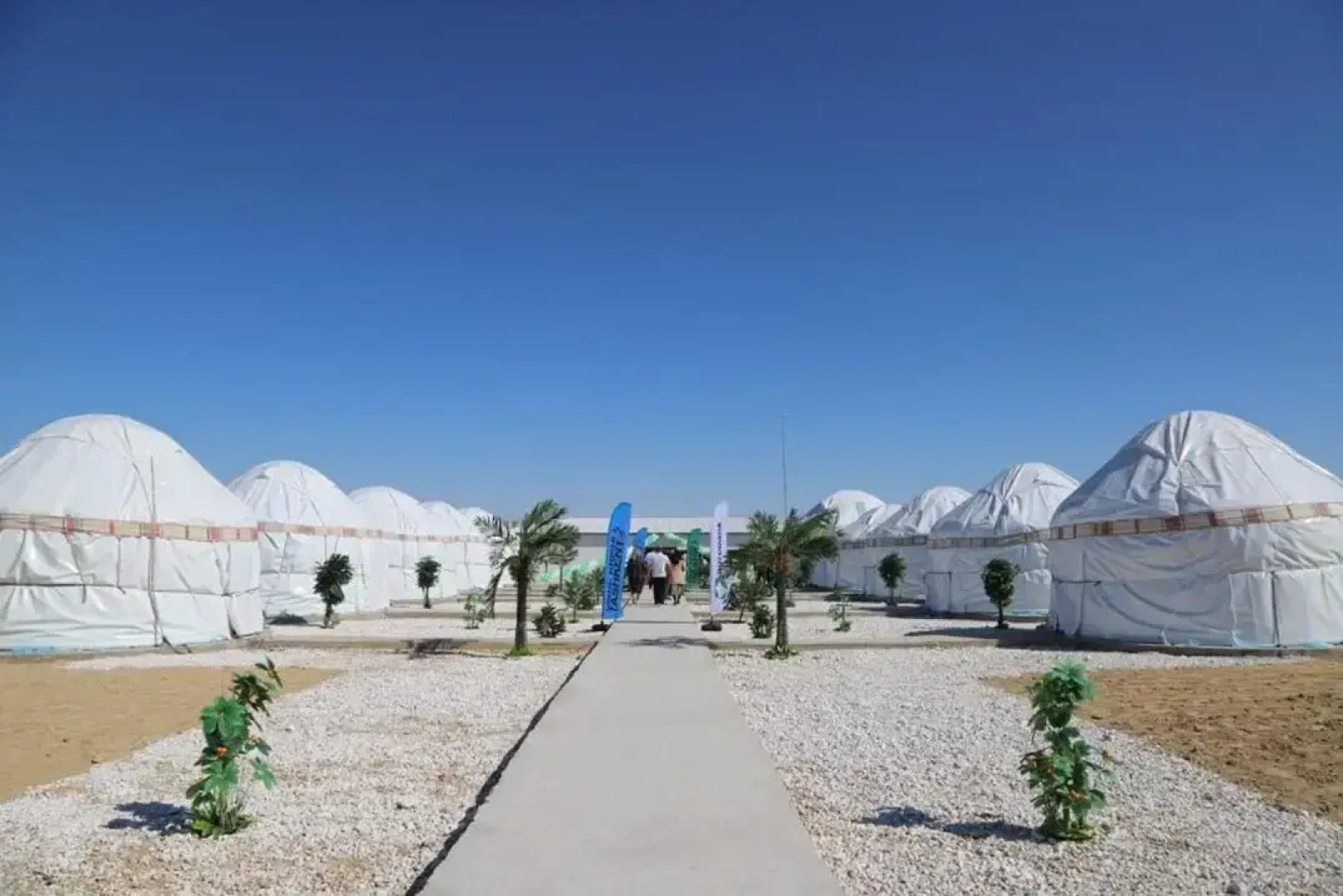 Курортный отель Aral Plaza Resort