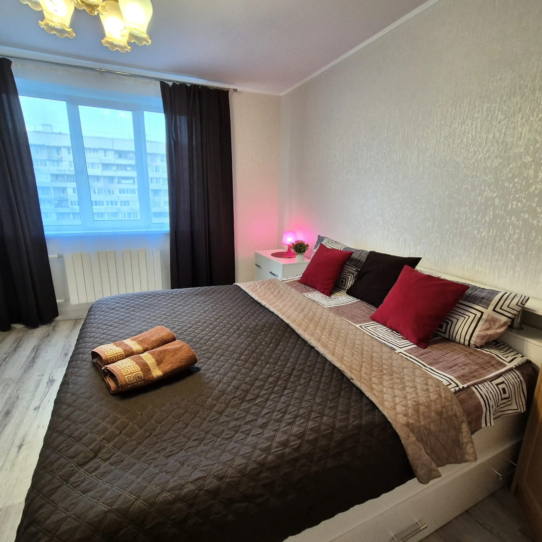 Квартира 2-х комнатная квартира со свежим ремонтом в центре Королева